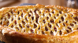 Recette Tourte feuilletée à la viande Carinne Teyssandier